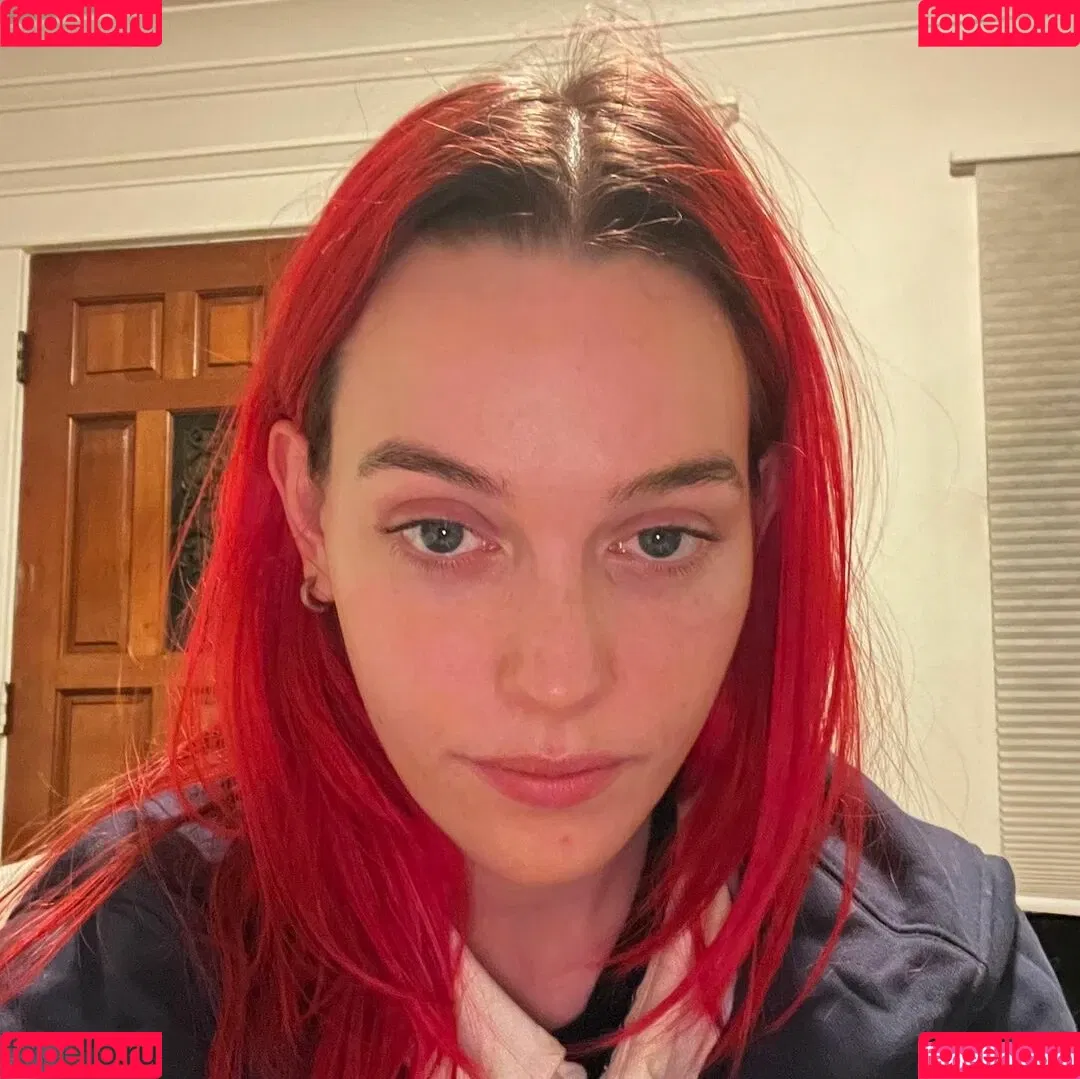 Victoria Pedretti Onlyfans Photo Gallery 