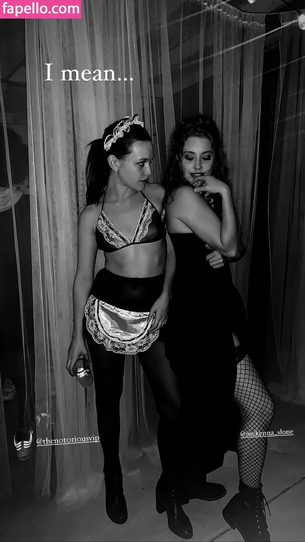 Victoria Pedretti Onlyfans Photo Gallery 