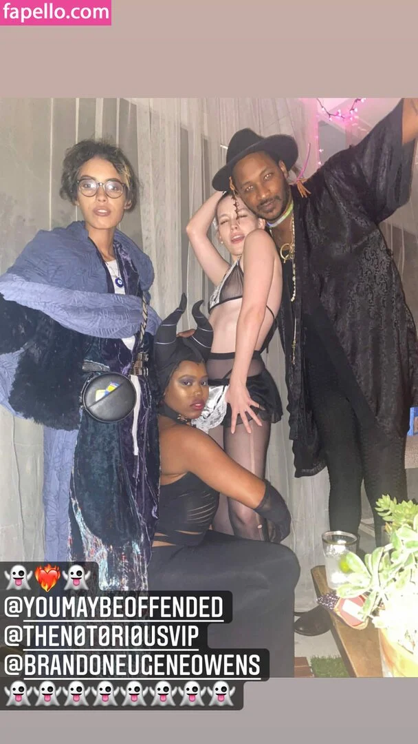 Victoria Pedretti Onlyfans Photo Gallery 