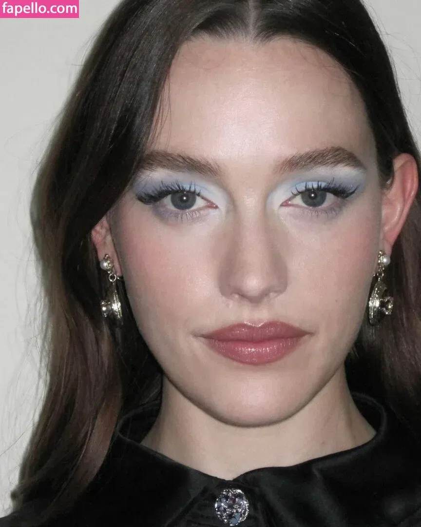 Victoria Pedretti Onlyfans Photo Gallery 