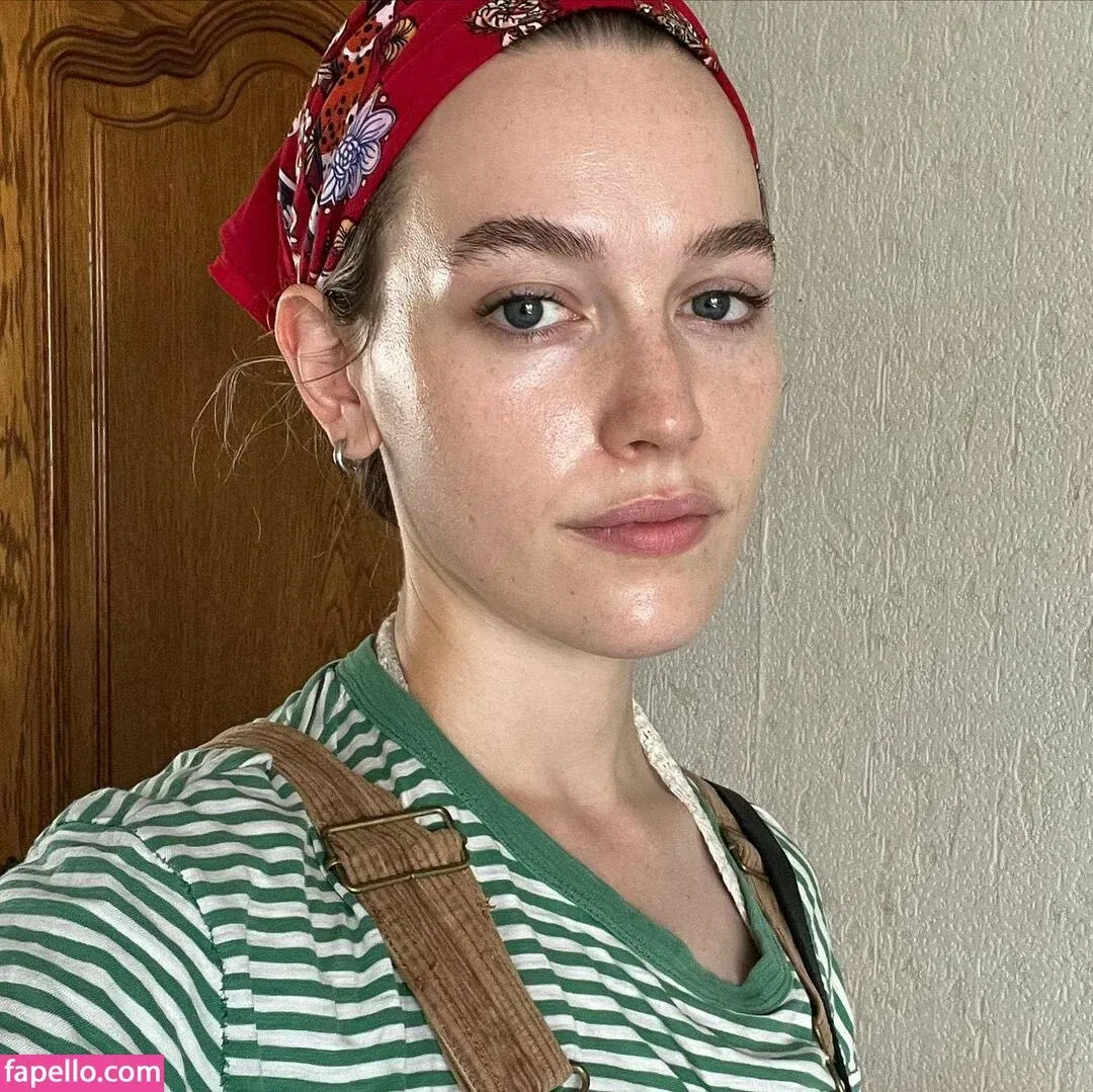 Victoria Pedretti Onlyfans Photo Gallery 