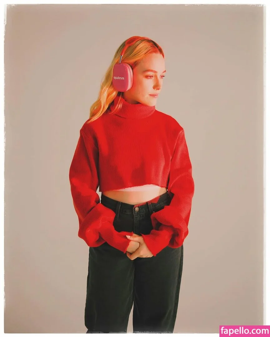 Victoria Pedretti Onlyfans Photo Gallery 