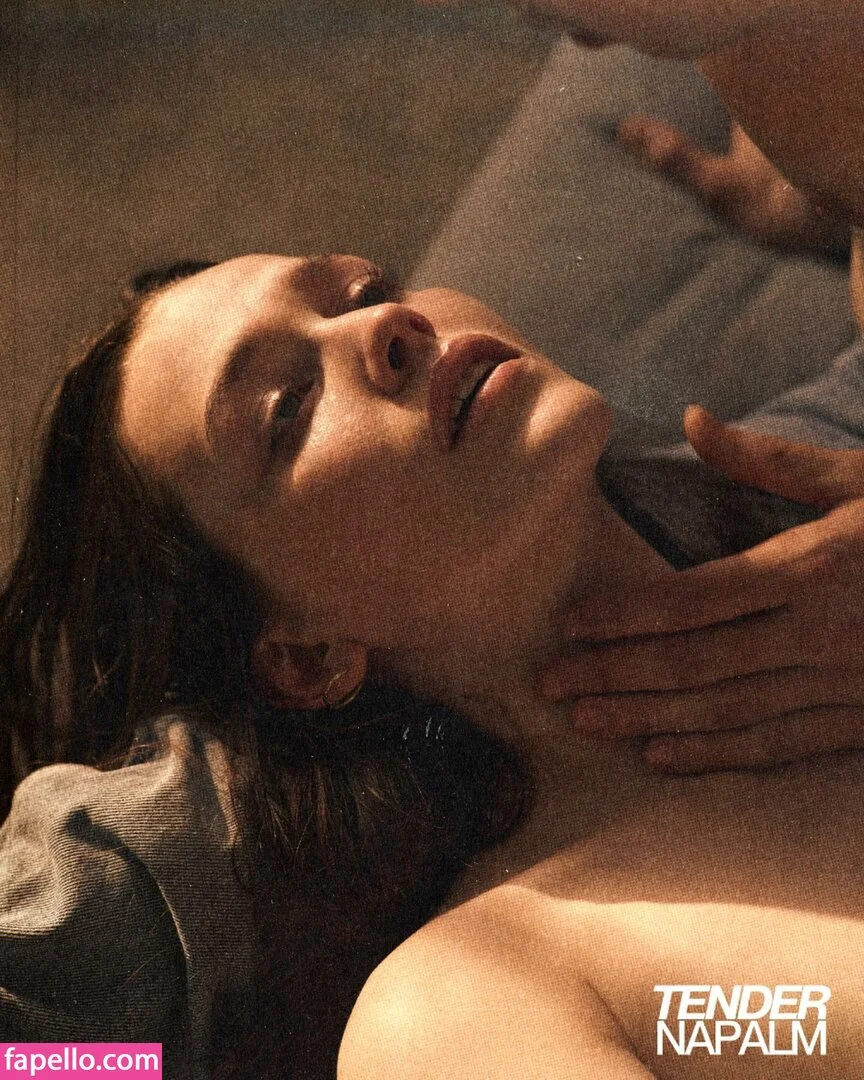 Victoria Pedretti Onlyfans Photo Gallery 