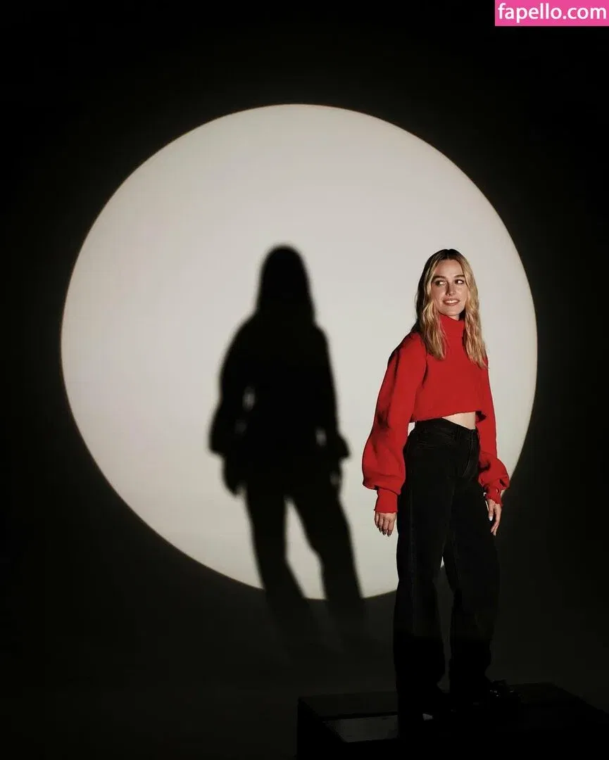 Victoria Pedretti Onlyfans Photo Gallery 