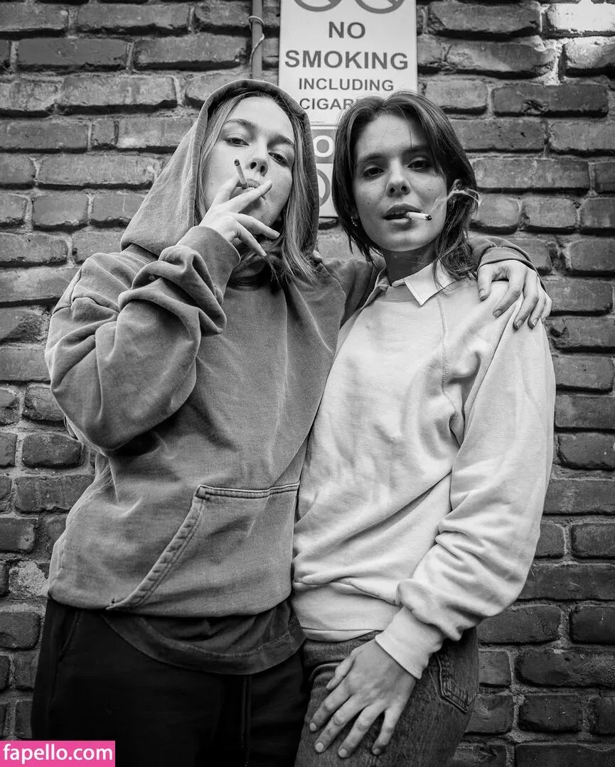 Victoria Pedretti Onlyfans Photo Gallery 