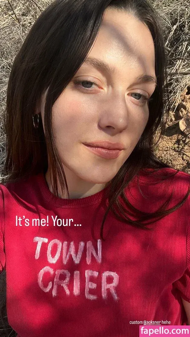 Victoria Pedretti Onlyfans Photo Gallery 