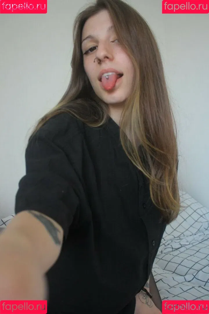Jules Feet Onlyfans Photo Gallery 