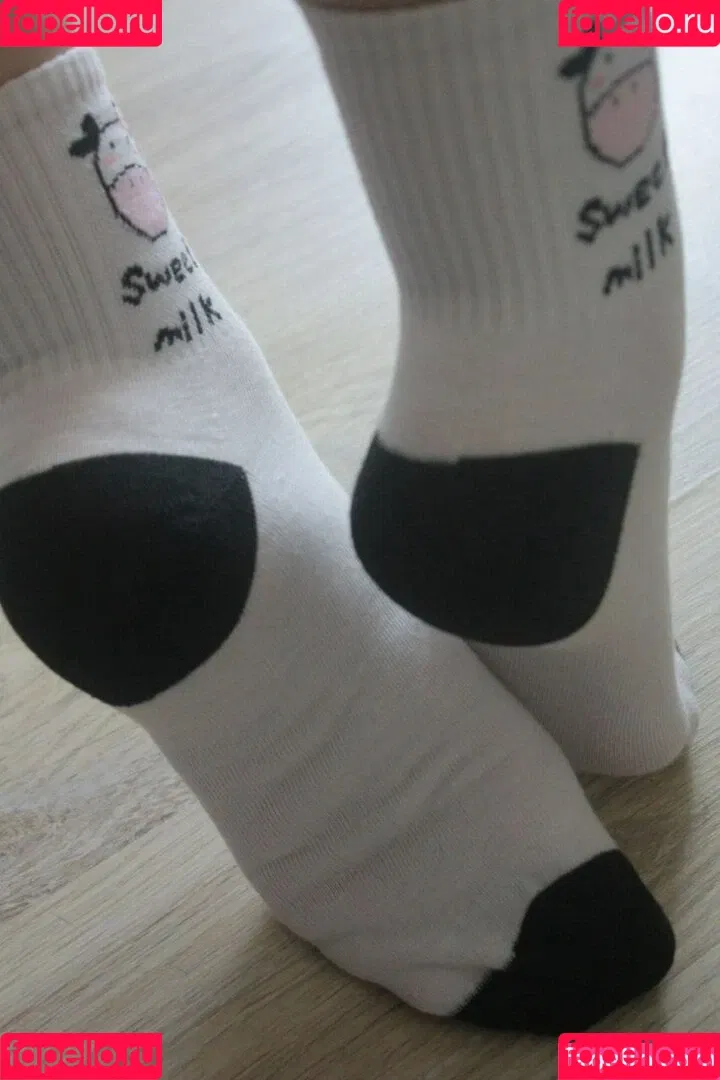 Jules Feet Onlyfans Photo Gallery 