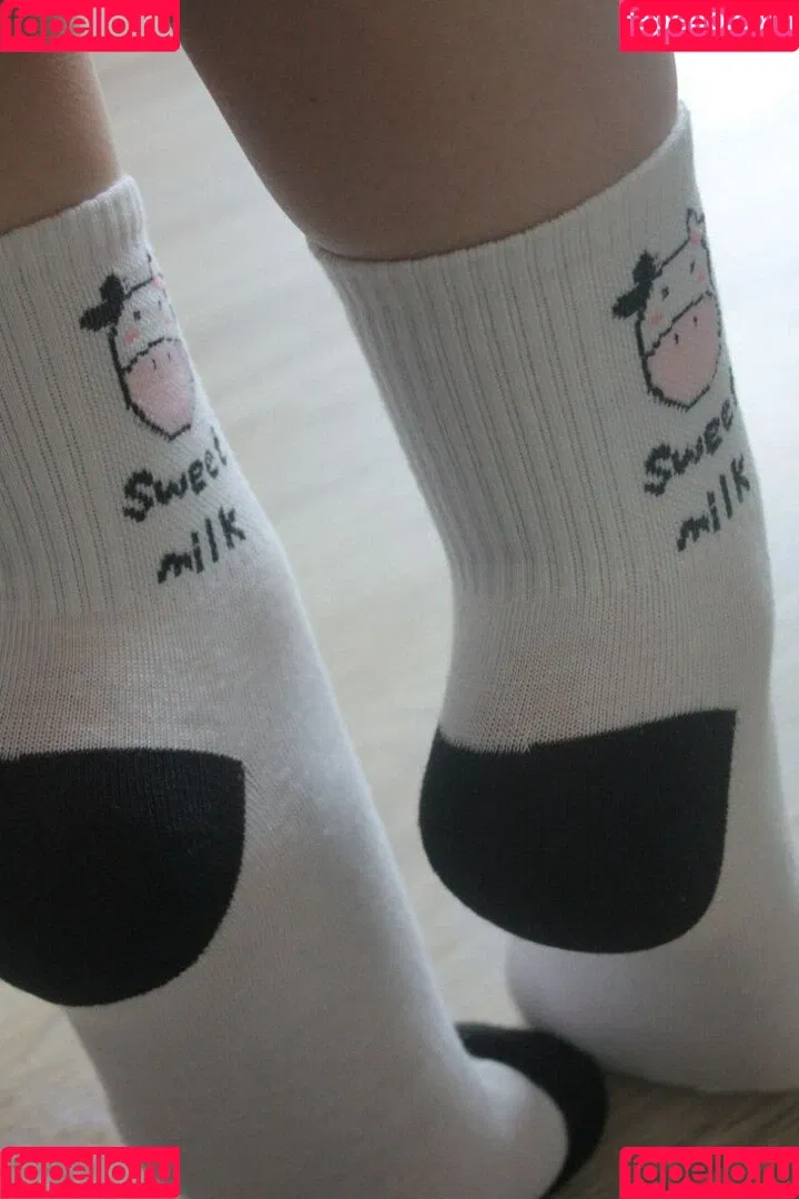 Jules Feet Onlyfans Photo Gallery 