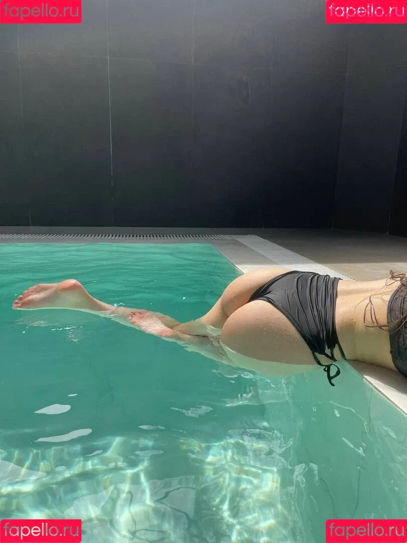 Jules Feet Onlyfans Photo Gallery 