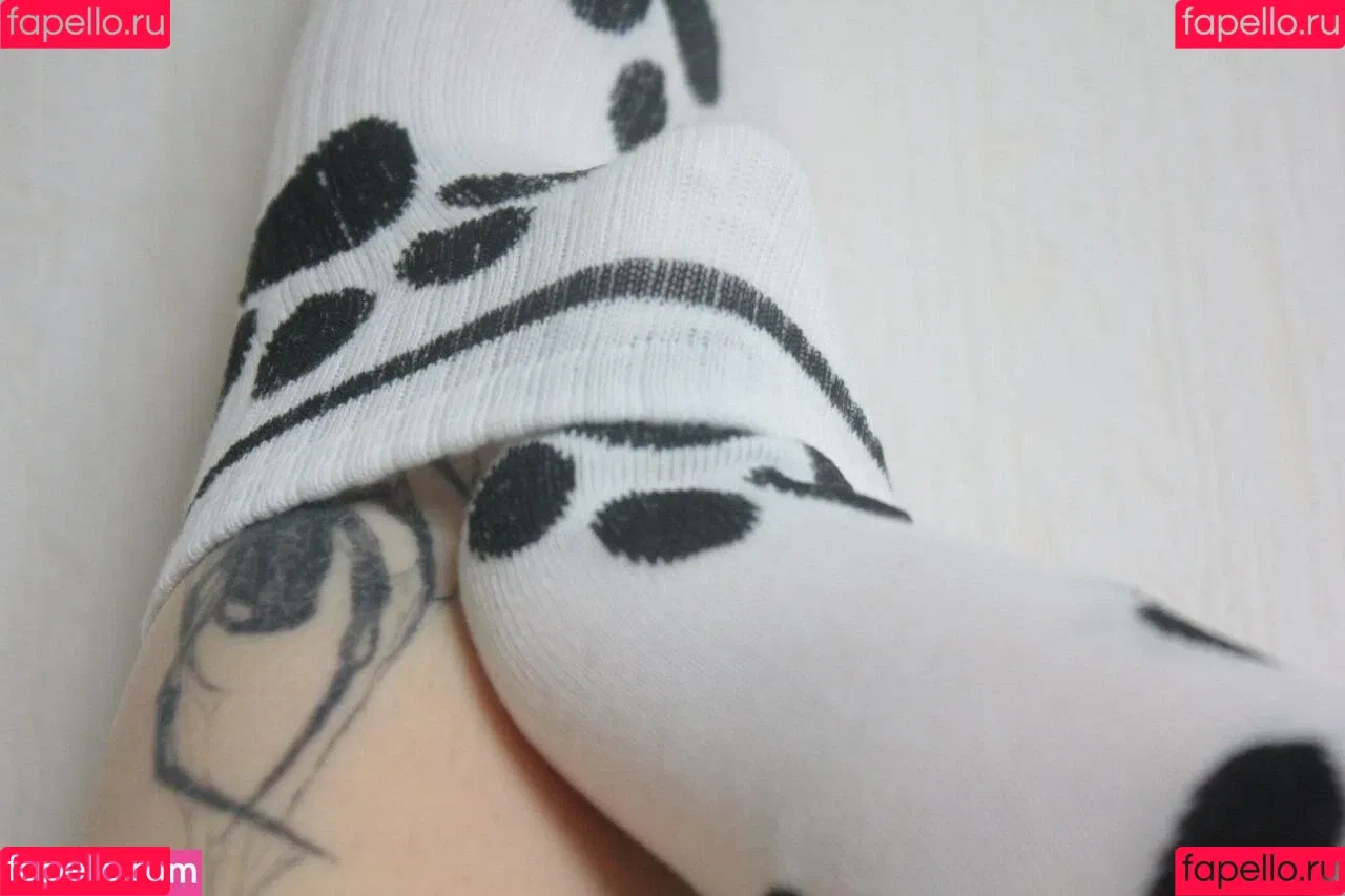 Jules Feet Onlyfans Photo Gallery 