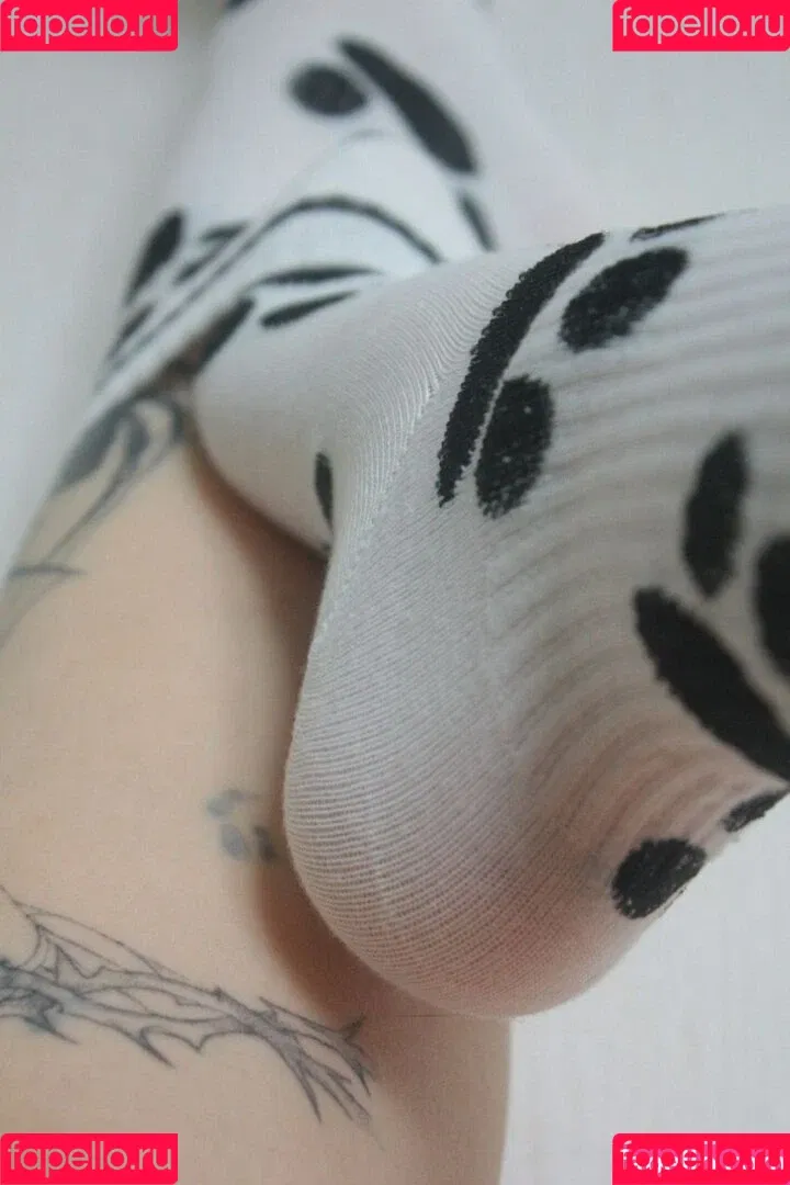 Jules Feet Onlyfans Photo Gallery 