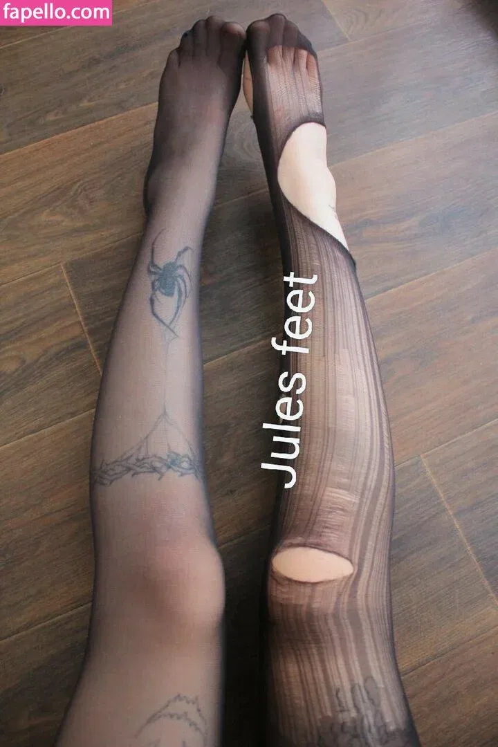 Jules Feet Onlyfans Photo Gallery 