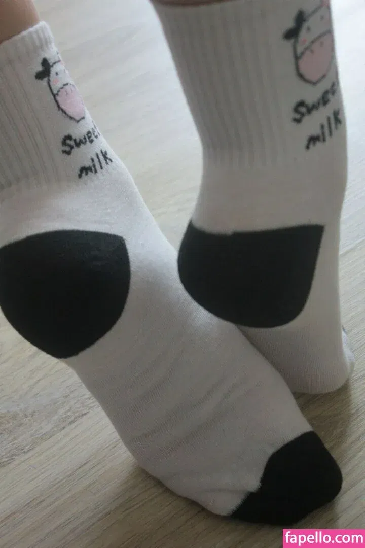 Jules Feet Onlyfans Photo Gallery 