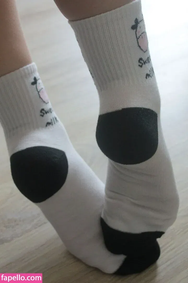 Jules Feet Onlyfans Photo Gallery 