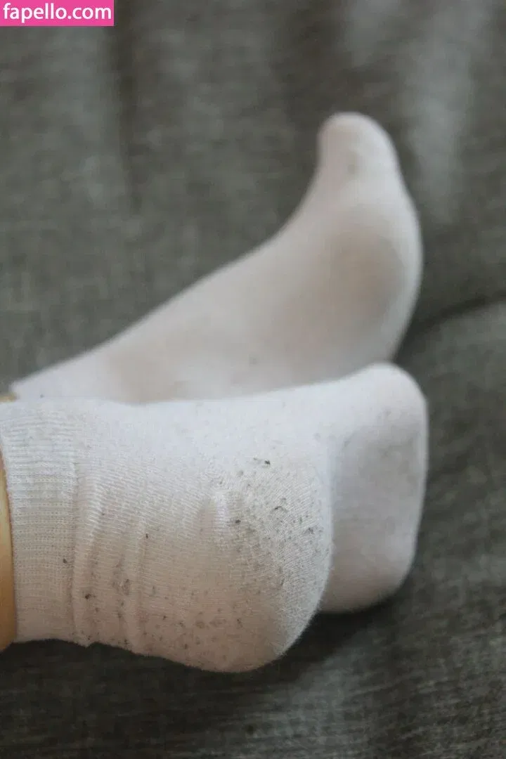 Jules Feet Onlyfans Photo Gallery 