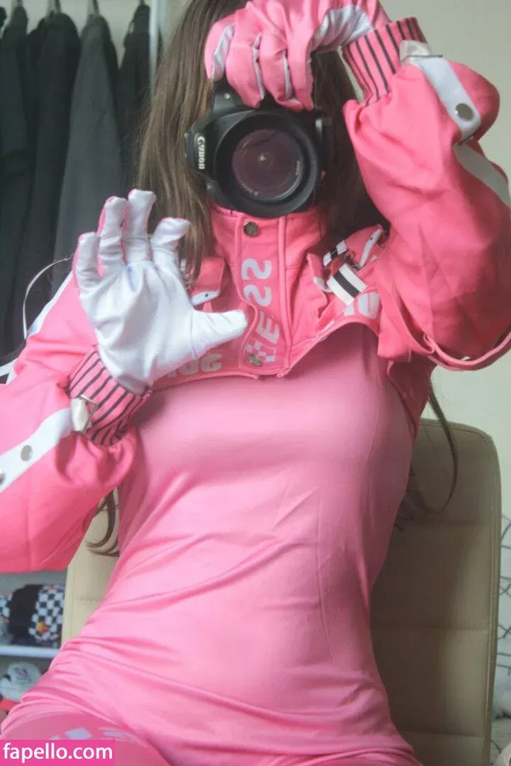 Jules Feet Onlyfans Photo Gallery 