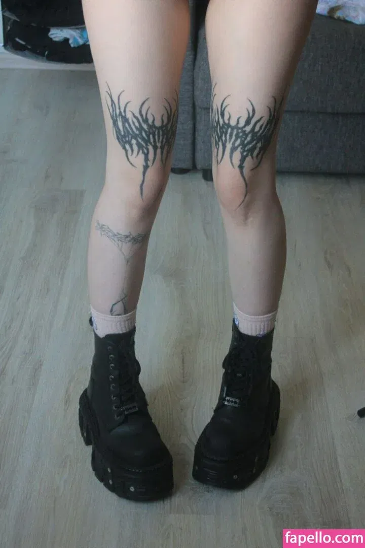 Jules Feet Onlyfans Photo Gallery 