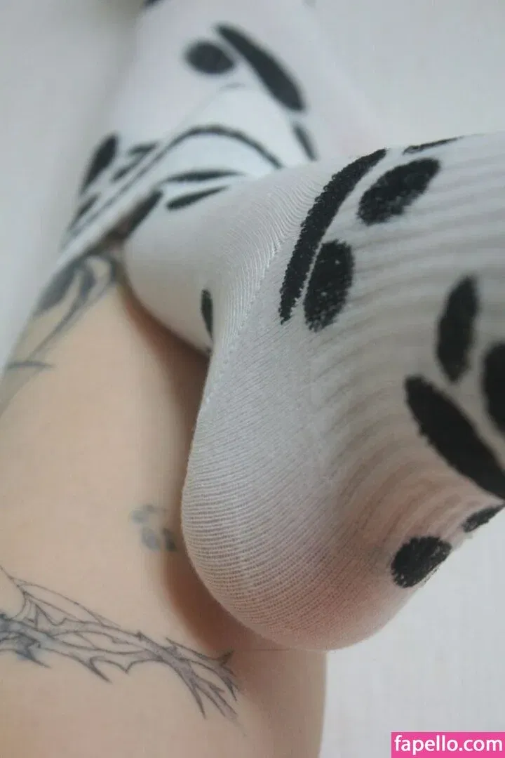 Jules Feet Onlyfans Photo Gallery 