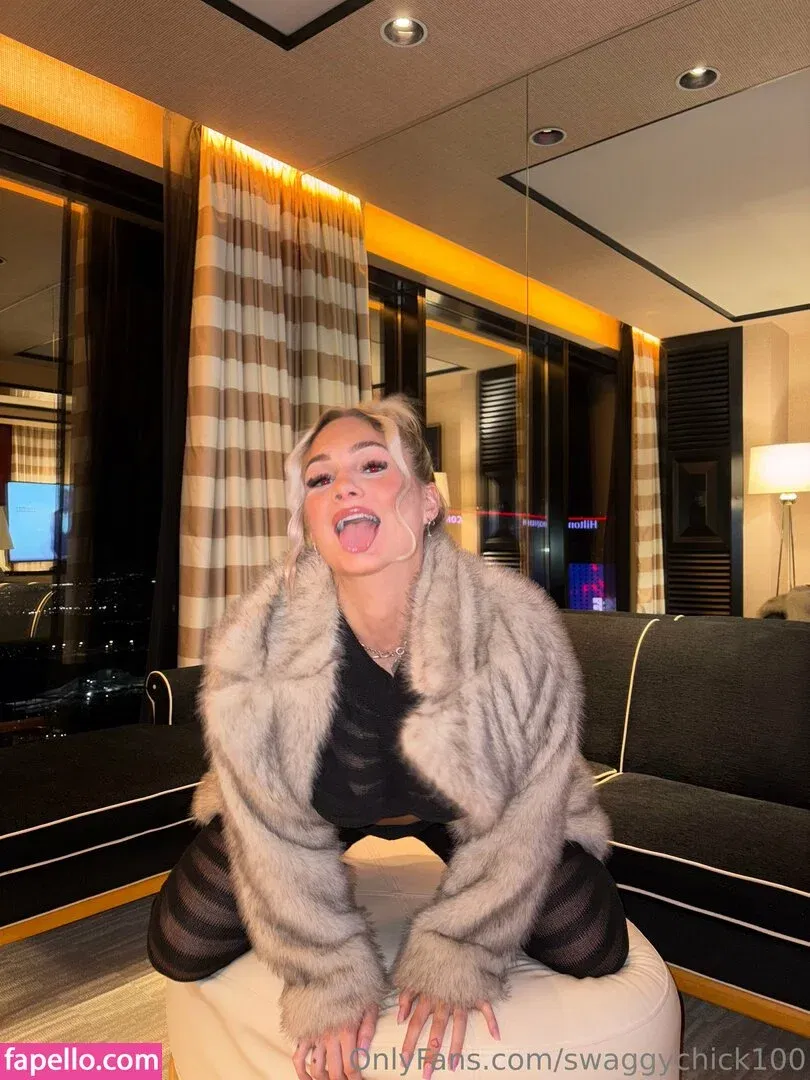 Swaggychick1 Onlyfans Photo Gallery 