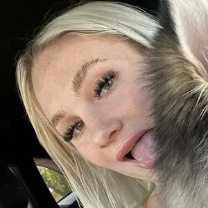 Swaggychick1 Onlyfans Photo Gallery 