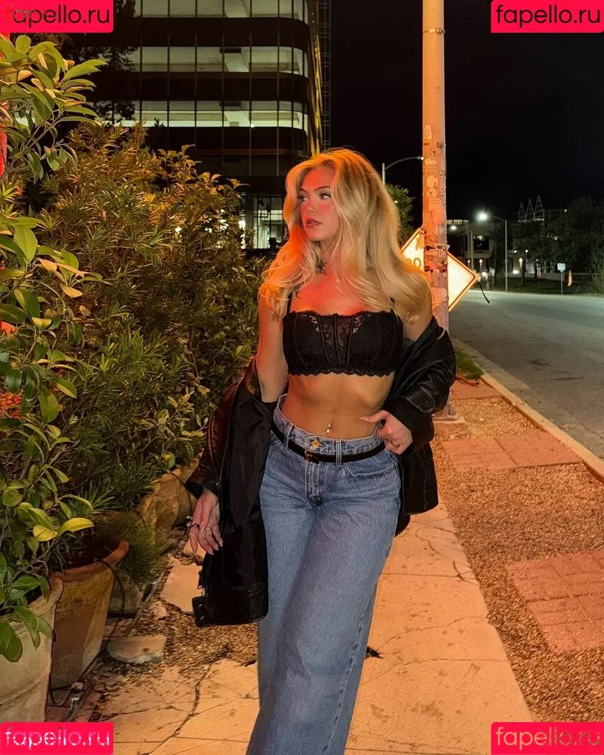 abigailwhhite Onlyfans Photo Gallery 