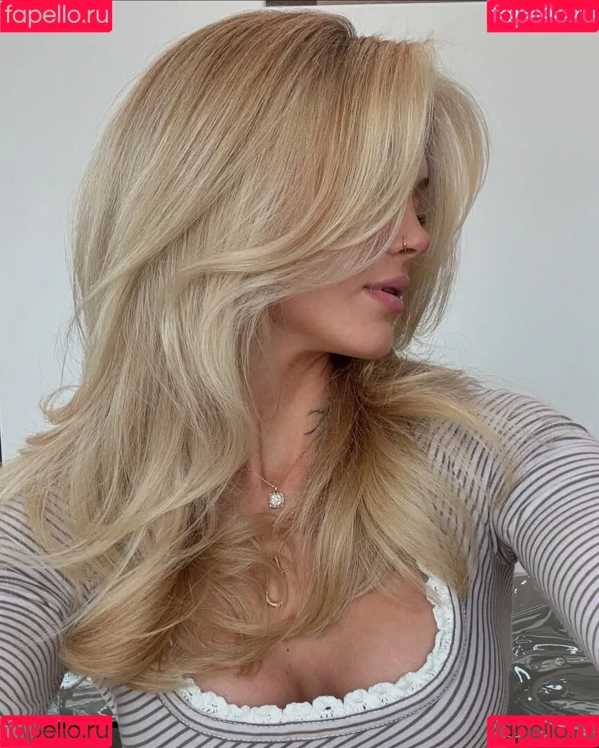 abigailwhhite Onlyfans Photo Gallery 