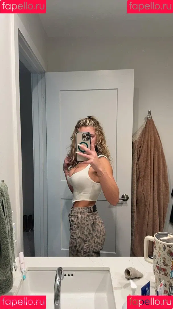 abigailwhhite Onlyfans Photo Gallery 