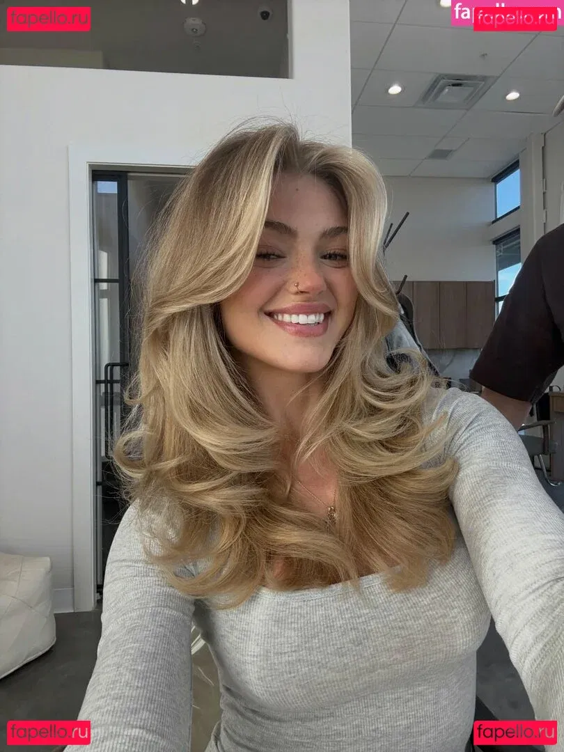 abigailwhhite Onlyfans Photo Gallery 