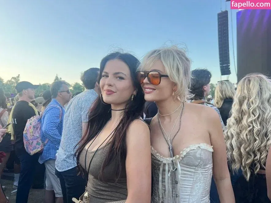 Linduh Onlyfans Photo Gallery 