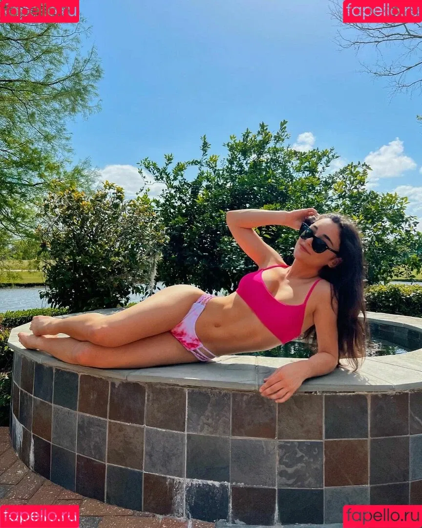 Elena Arenas Onlyfans Photo Gallery 