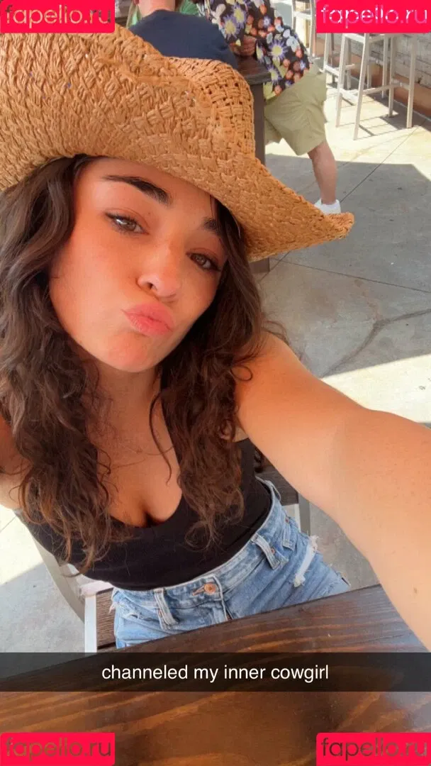 Elena Arenas Onlyfans Photo Gallery 