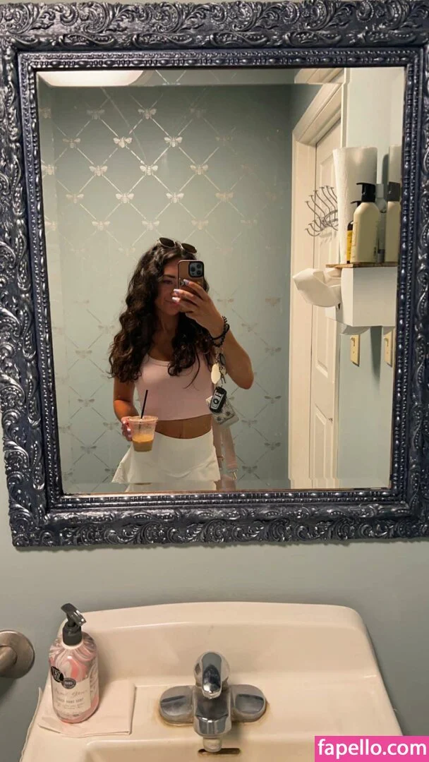 Elena Arenas Onlyfans Photo Gallery 