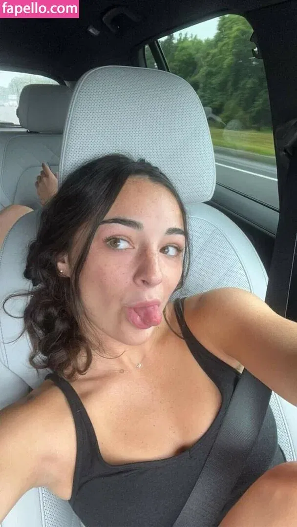 Elena Arenas Onlyfans Photo Gallery 