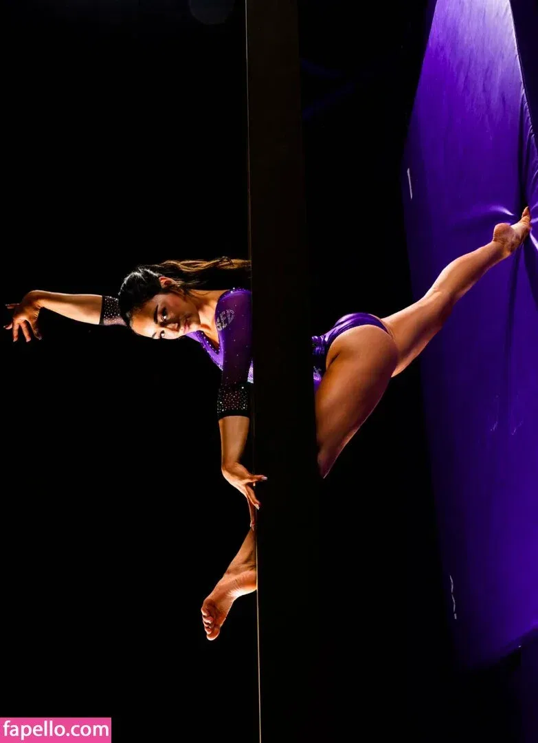 Elena Arenas Onlyfans Photo Gallery 