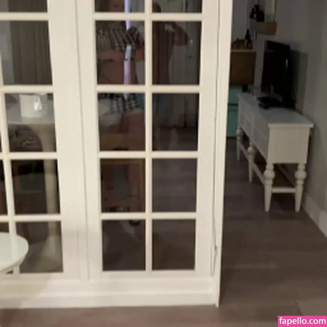 Mandy Waters Onlyfans Photo Gallery 