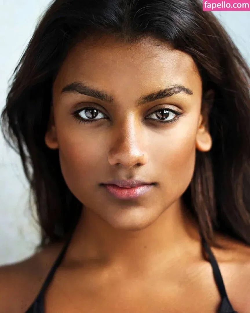 Simone Ashley Onlyfans Photo Gallery 