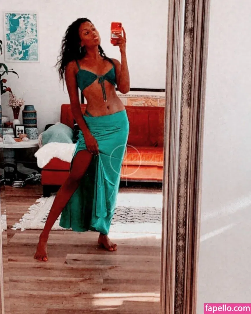 Simone Ashley Onlyfans Photo Gallery 