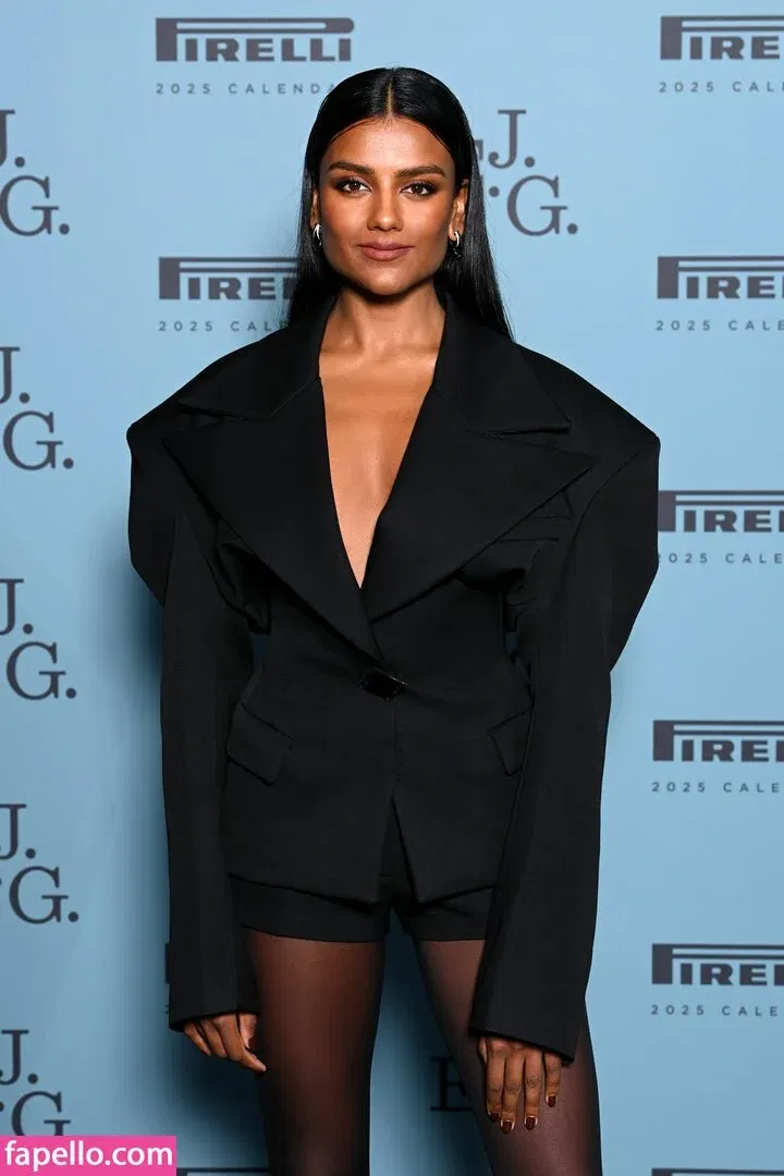 Simone Ashley Onlyfans Photo Gallery 