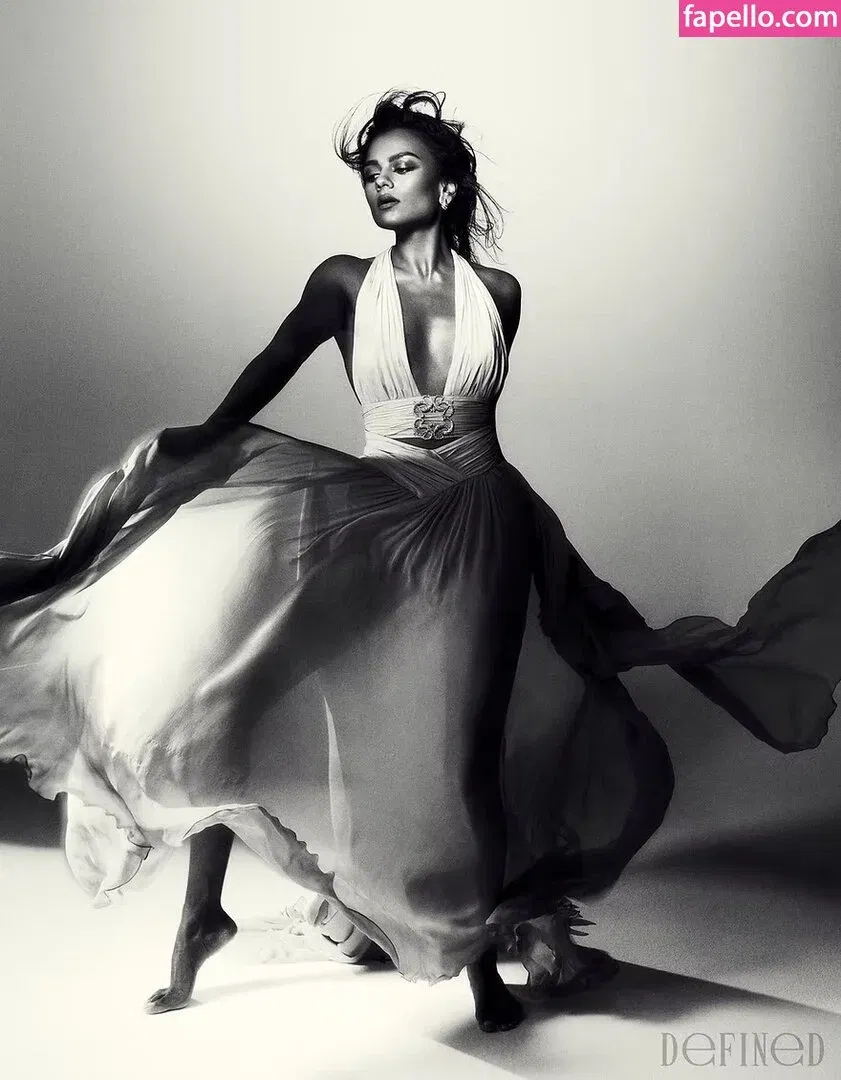 Simone Ashley Onlyfans Photo Gallery 