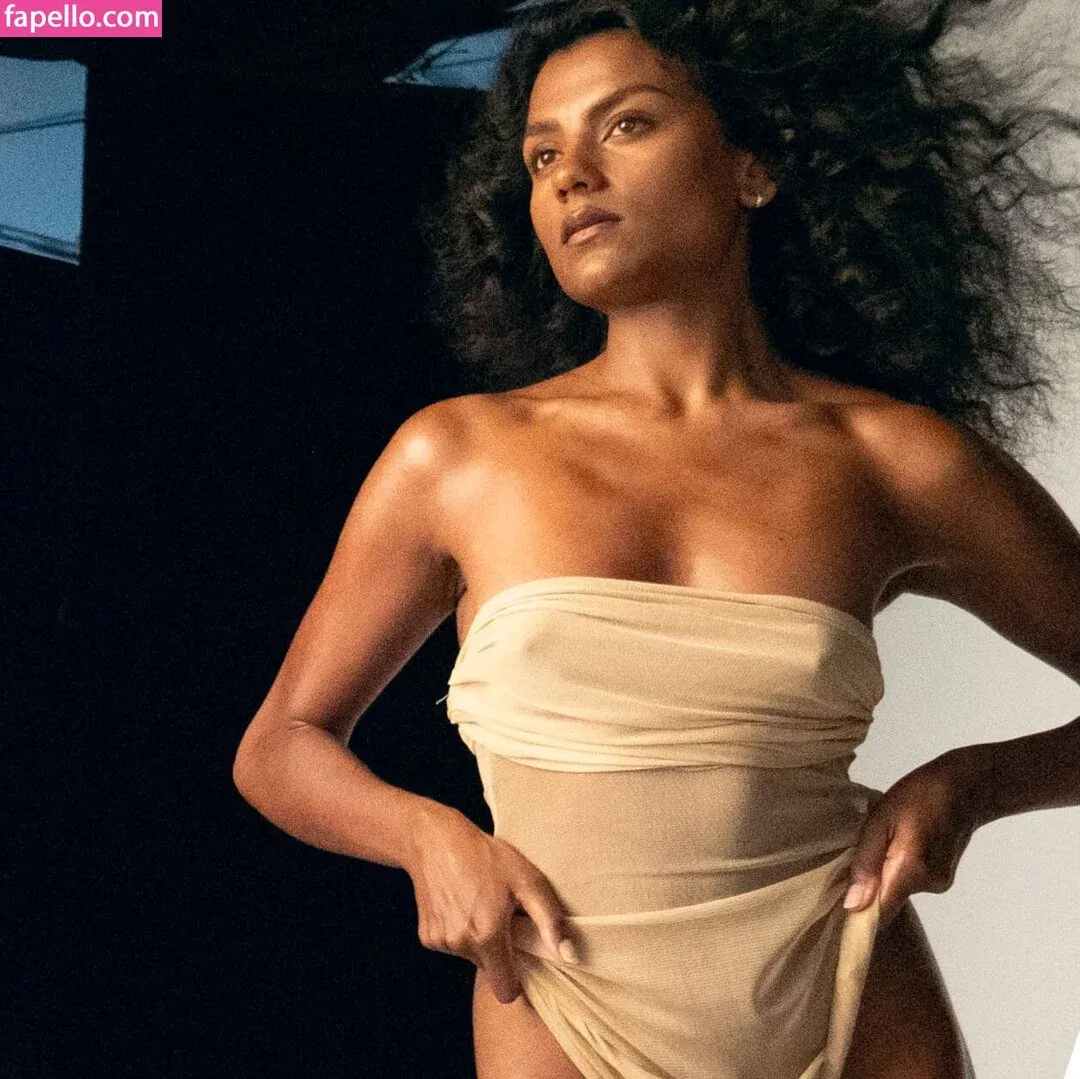 Simone Ashley Onlyfans Photo Gallery 