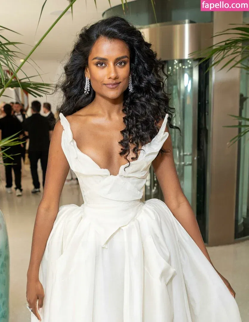 Simone Ashley Onlyfans Photo Gallery 