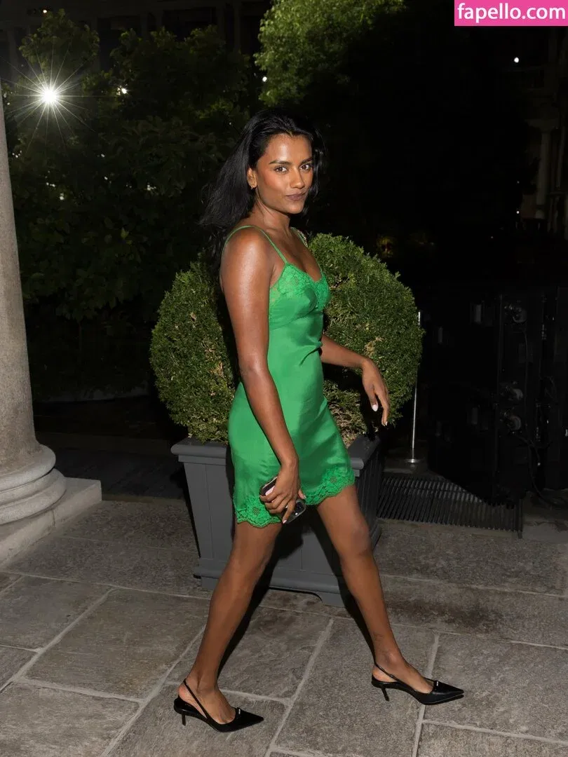 Simone Ashley Onlyfans Photo Gallery 