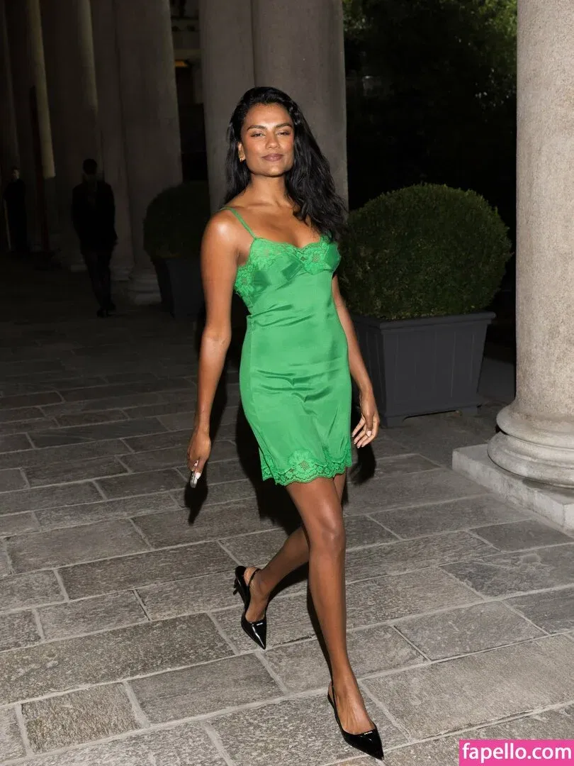 Simone Ashley Onlyfans Photo Gallery 