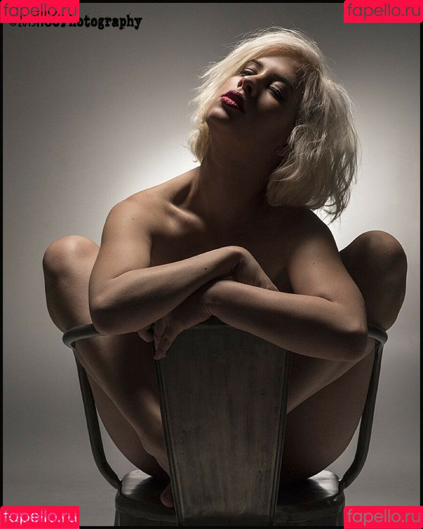 Uli Krown Onlyfans Photo Gallery 