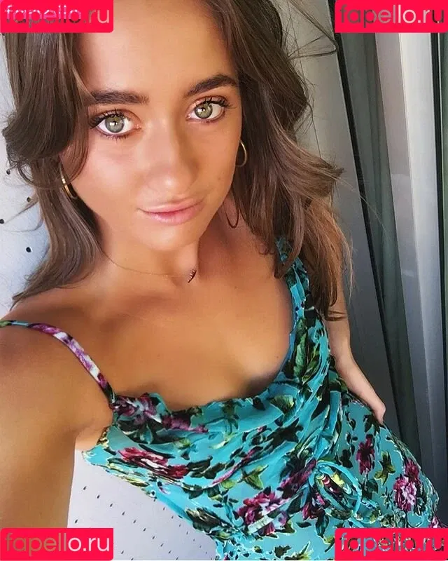 Clara Felicity Smith Onlyfans Photo Gallery 