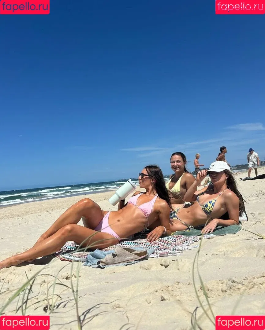 Clara Felicity Smith Onlyfans Photo Gallery 