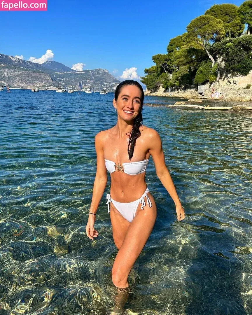 Clara Felicity Smith Onlyfans Photo Gallery 