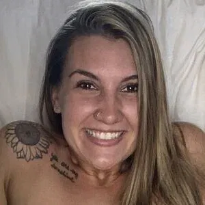 Celia Steele (c_thicc) Onlyfans Photo Gallery 