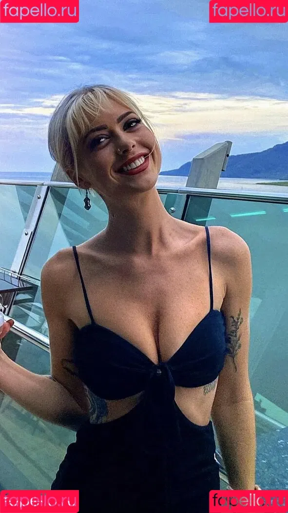 Amy Mason Onlyfans Photo Gallery 